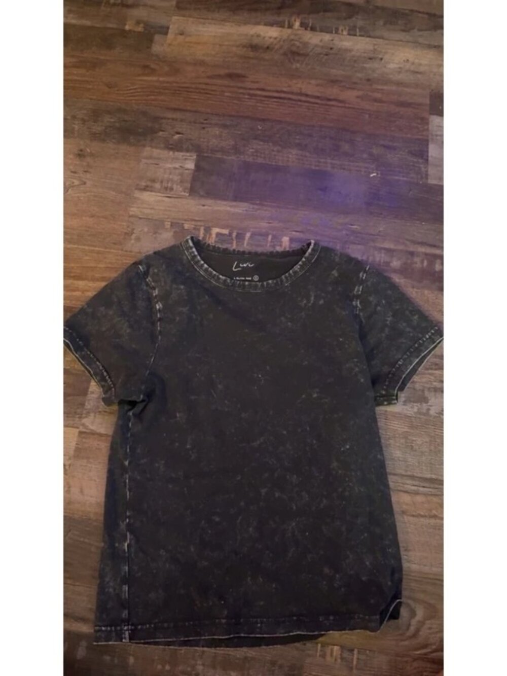 Black tshirt